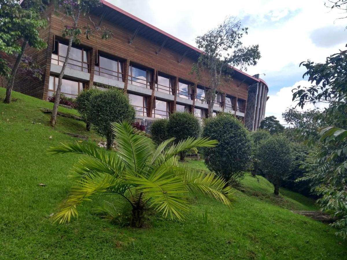 Hotel Piedras Blancas - Comfenalco Antioquia Guarne Exterior photo